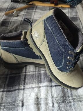 Timberland Men’s Grey and Navy Outdoor Casual Boots